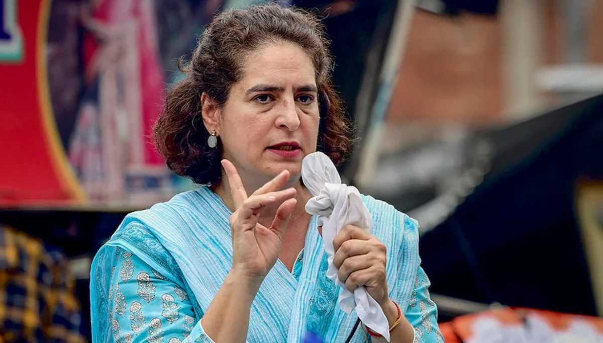 इलेक्टोरल बांड के नाम पर मोदी ने लांच की भ्रष्टाचार की नयी योजना: प्रियंका गांधी इलेक्टोरल बांड के नाम पर मोदी ने लांच की भ्रष्टाचार की नयी योजना: प्रियंका गांधी